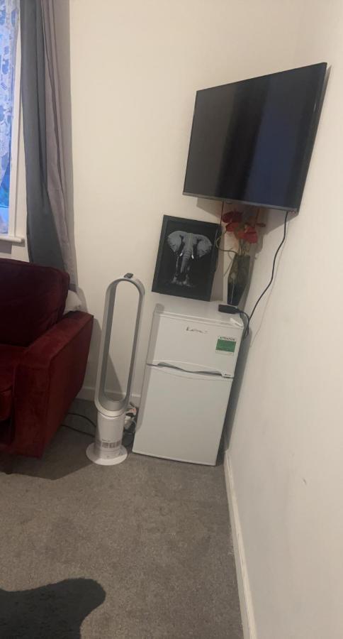 Spacious Double In Prime Location Londra